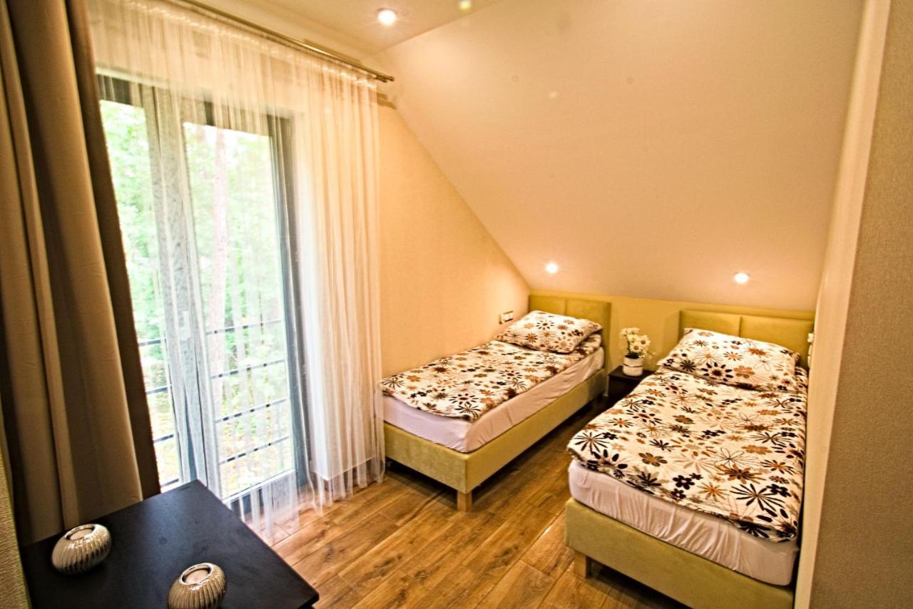 Daisy - Sunny Flowers Apartments Lukecin Exterior photo