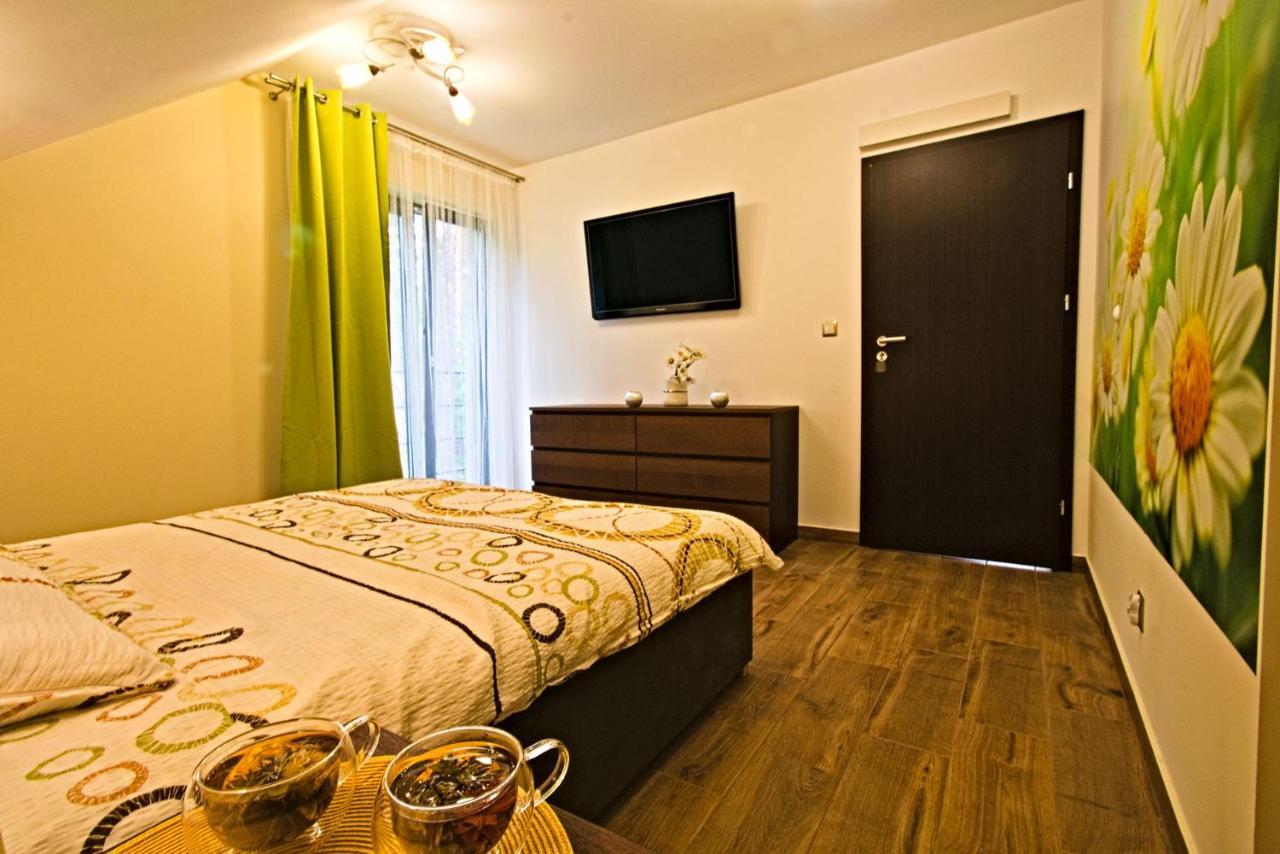 Daisy - Sunny Flowers Apartments Lukecin Exterior photo