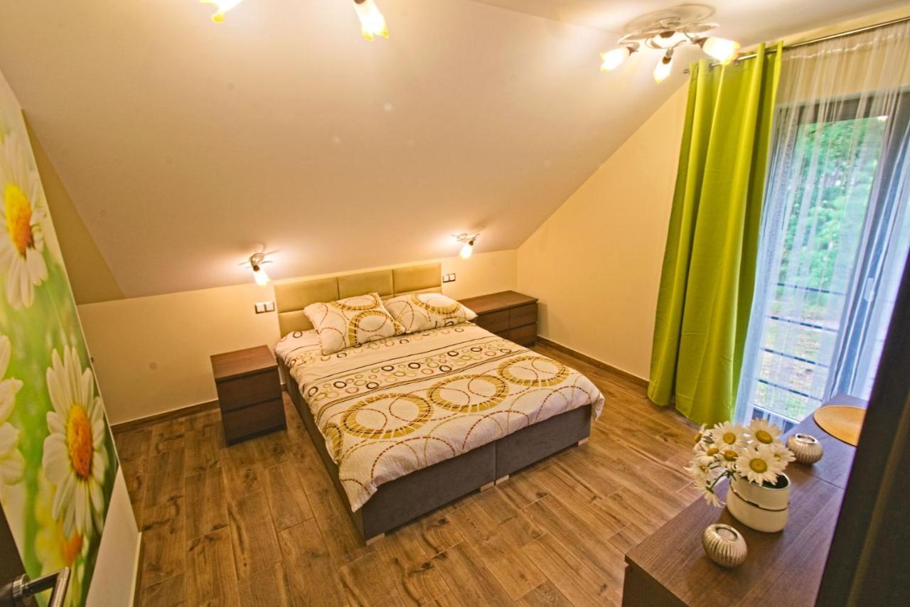 Daisy - Sunny Flowers Apartments Lukecin Exterior photo